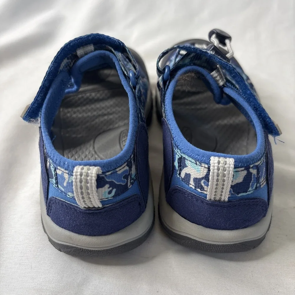 KEEN Newport H2 Waterproof Sandals Blue Camo Size 1 Gorpcore Bungee Hiking